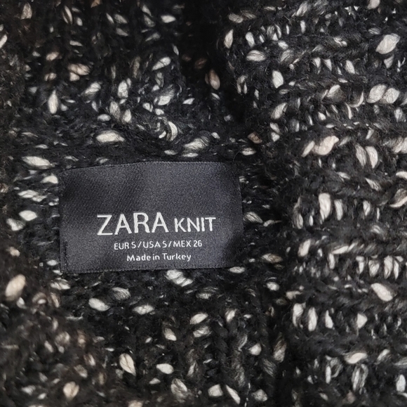 Zara long knit sweater. - Picture 3 of 15